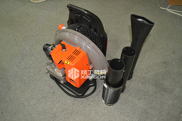 背（bèi）負式吹風機